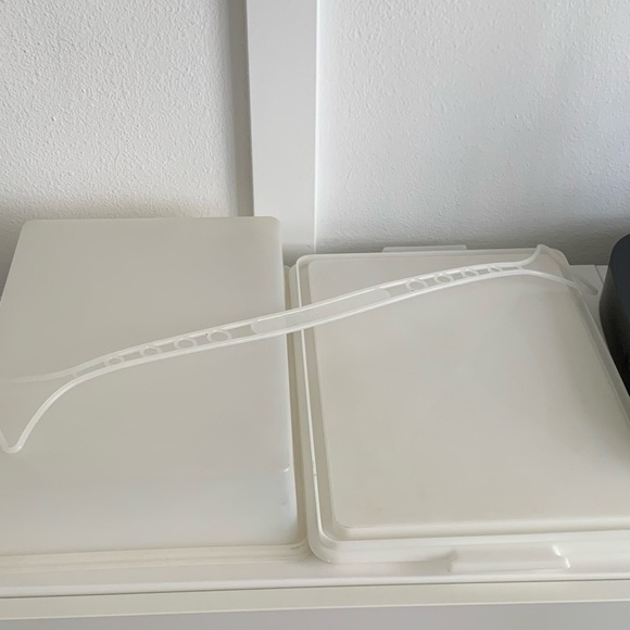 VTG TUPPERWARE Portable Cake Carrier Storage Cupcake w/ Handle Bake Dessert - Picture 8 of 13